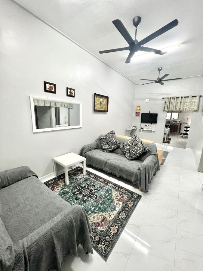 Teratai Homestay 3 Batu Buruk Kuala Terengganu Exterior foto