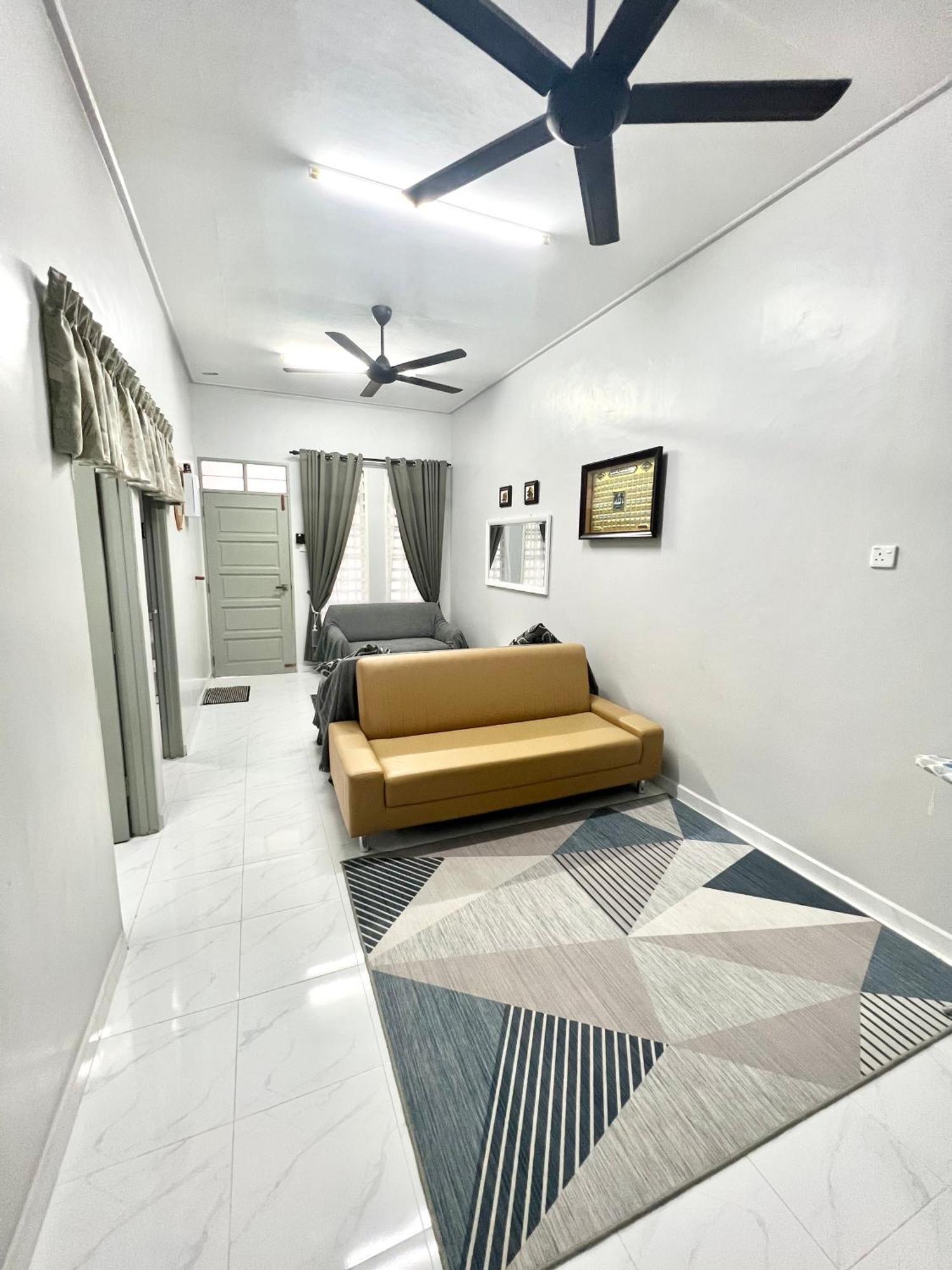 Teratai Homestay 3 Batu Buruk Kuala Terengganu Exterior foto